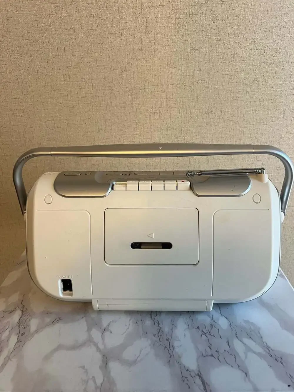 Sony CFD-E100 Portable CD Radio Cassette-Corder Boombox